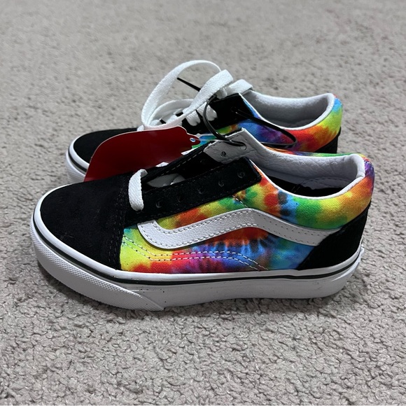 NWT Vans sneakers - Picture 3 of 7